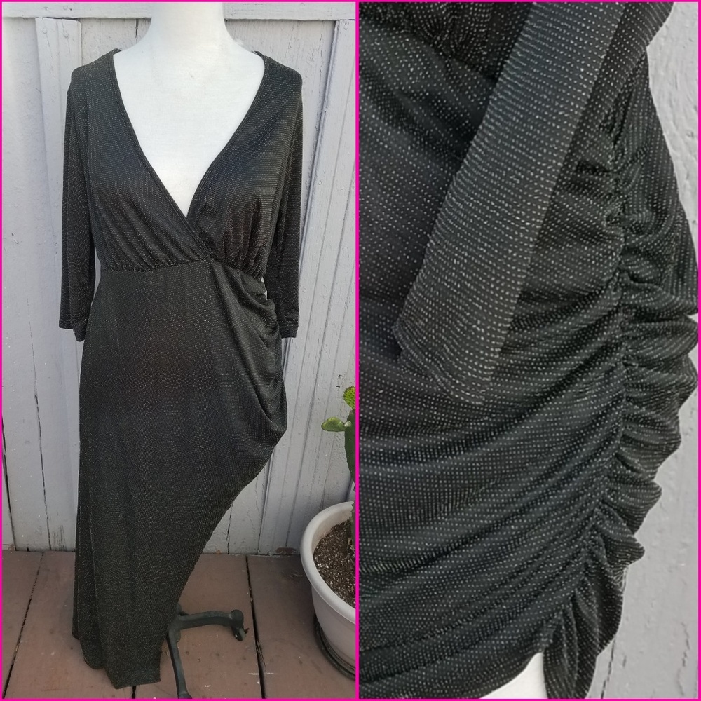 3x GOLD LONG SLEEVE SYMMETRICAL DRESS RUCHING
